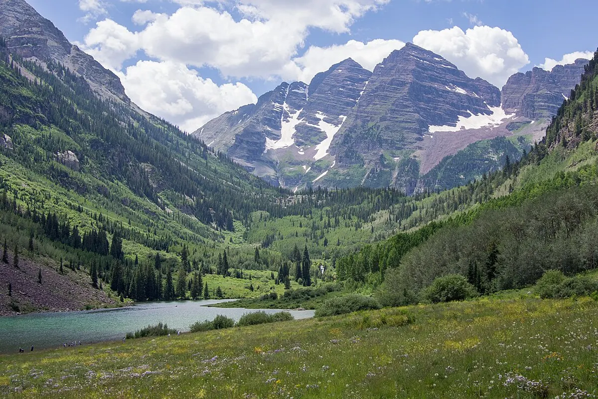 Maroon Bells landscape