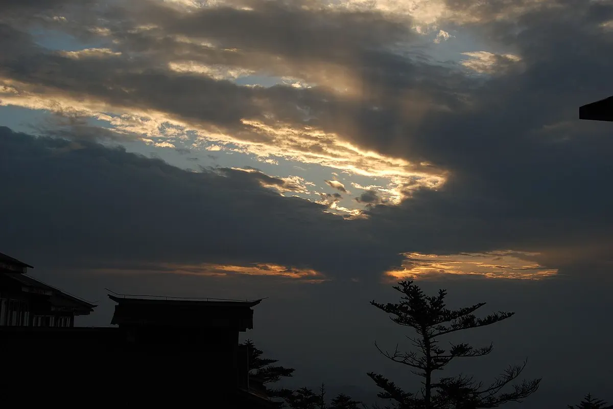Mount Emei landscape
